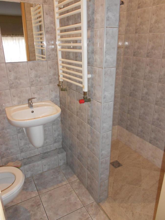 Hostel "Na Bocianowie" Bydgoszcz Eksteriør billede