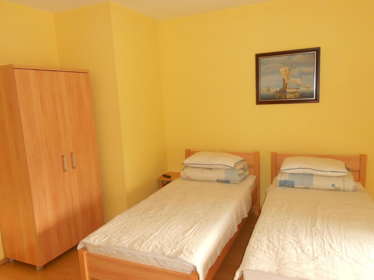 Hostel "Na Bocianowie" Bydgoszcz Eksteriør billede
