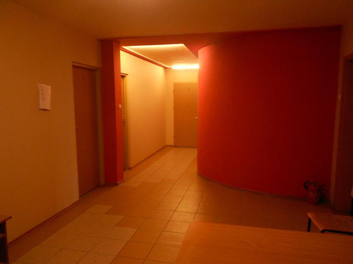 Hostel "Na Bocianowie" Bydgoszcz Eksteriør billede