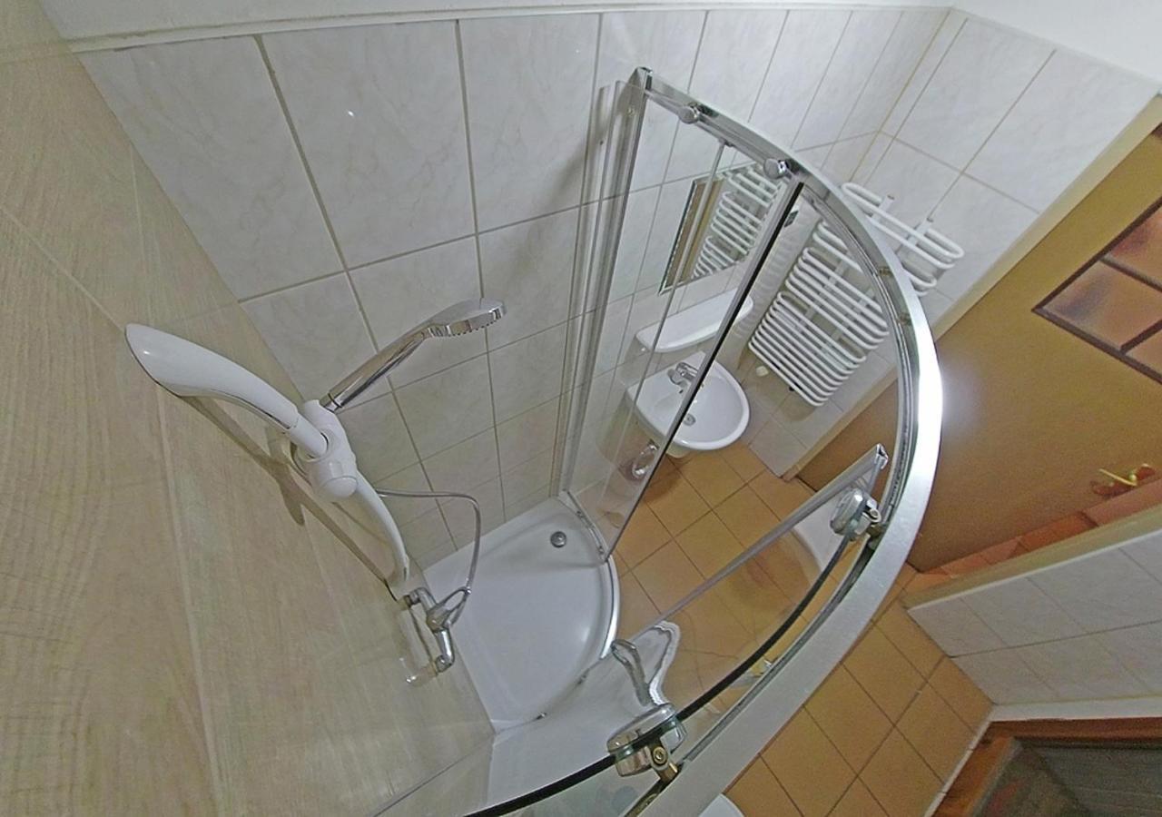 Hostel "Na Bocianowie" Bydgoszcz Eksteriør billede